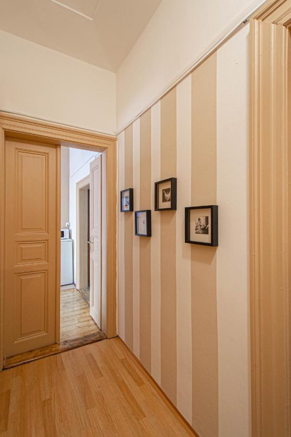 For Celebrations Spacious 3bdr With Balcony * Praga