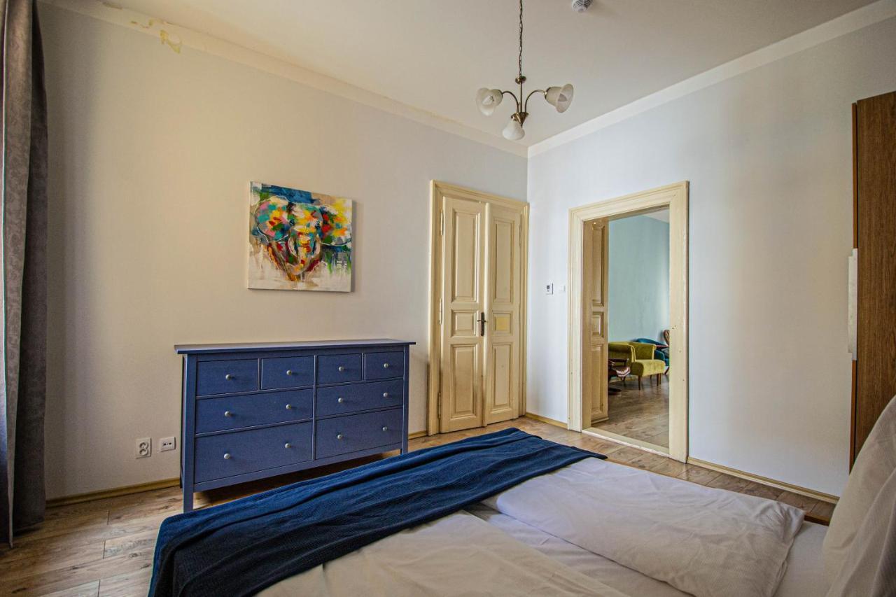 For Celebrations Spacious 3bdr With Balcony Appartamento *