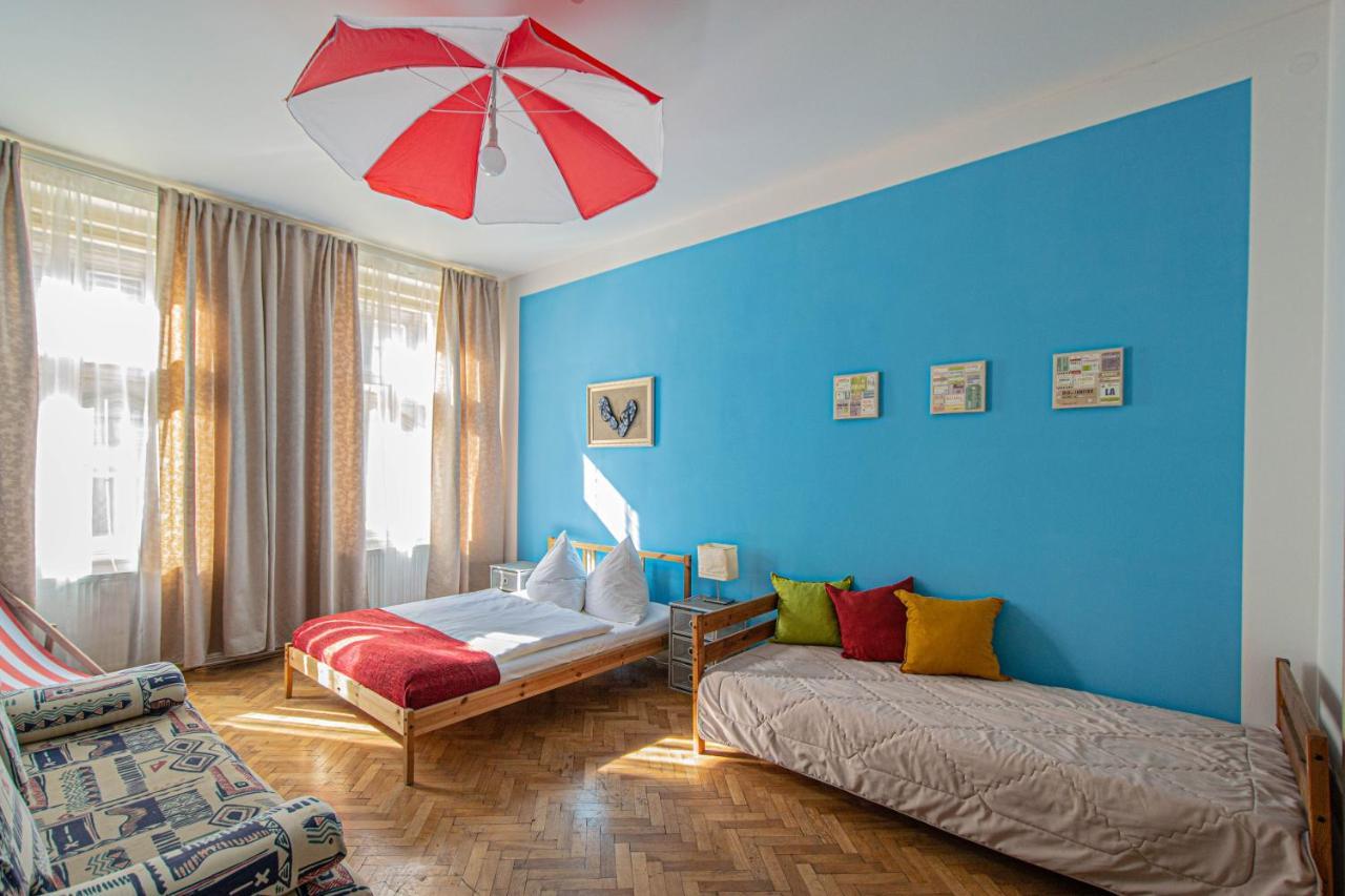 Appartamento For Celebrations Spacious 3bdr With Balcony Praga