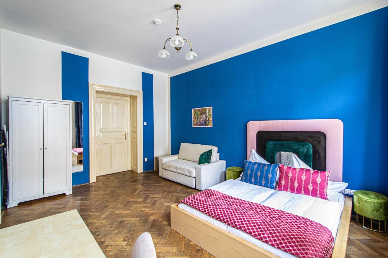 Appartamento For Celebrations Spacious 3bdr With Balcony